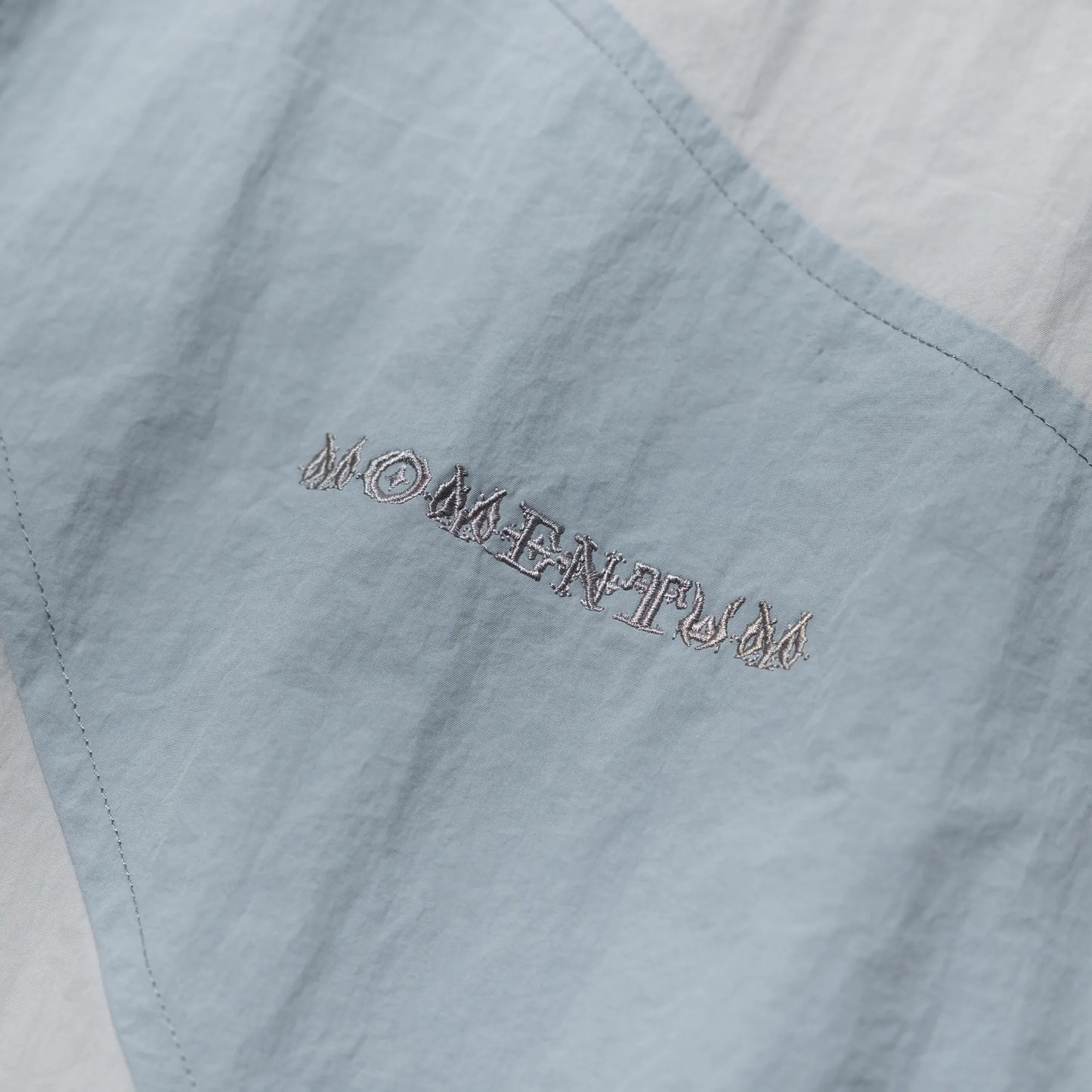 MOMENTUM Fall-Winter 2023 Diagonal Zip Jacket 斜拉鍊拼接夾克