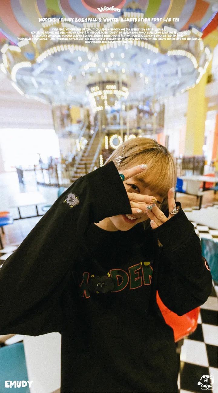 WODEN® / Emudy 2024 Fall & Winter 039 illustration Font L/S Tee