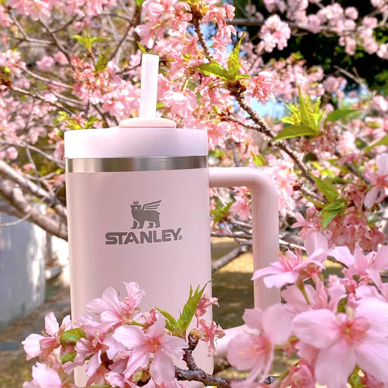 STANLEY 櫻花季限定款 吸管隨手杯 2.0 0.88L - 春日粉 (附花見紙盒)