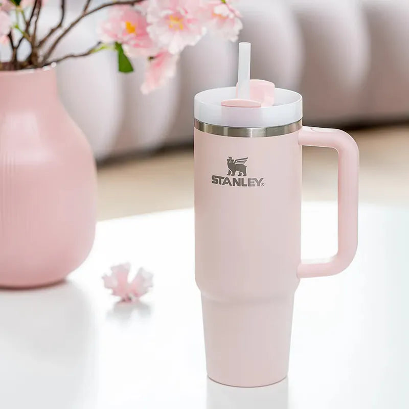 STANLEY 櫻花季限定款 吸管隨手杯 2.0 0.88L - 春日粉 (附花見紙盒)