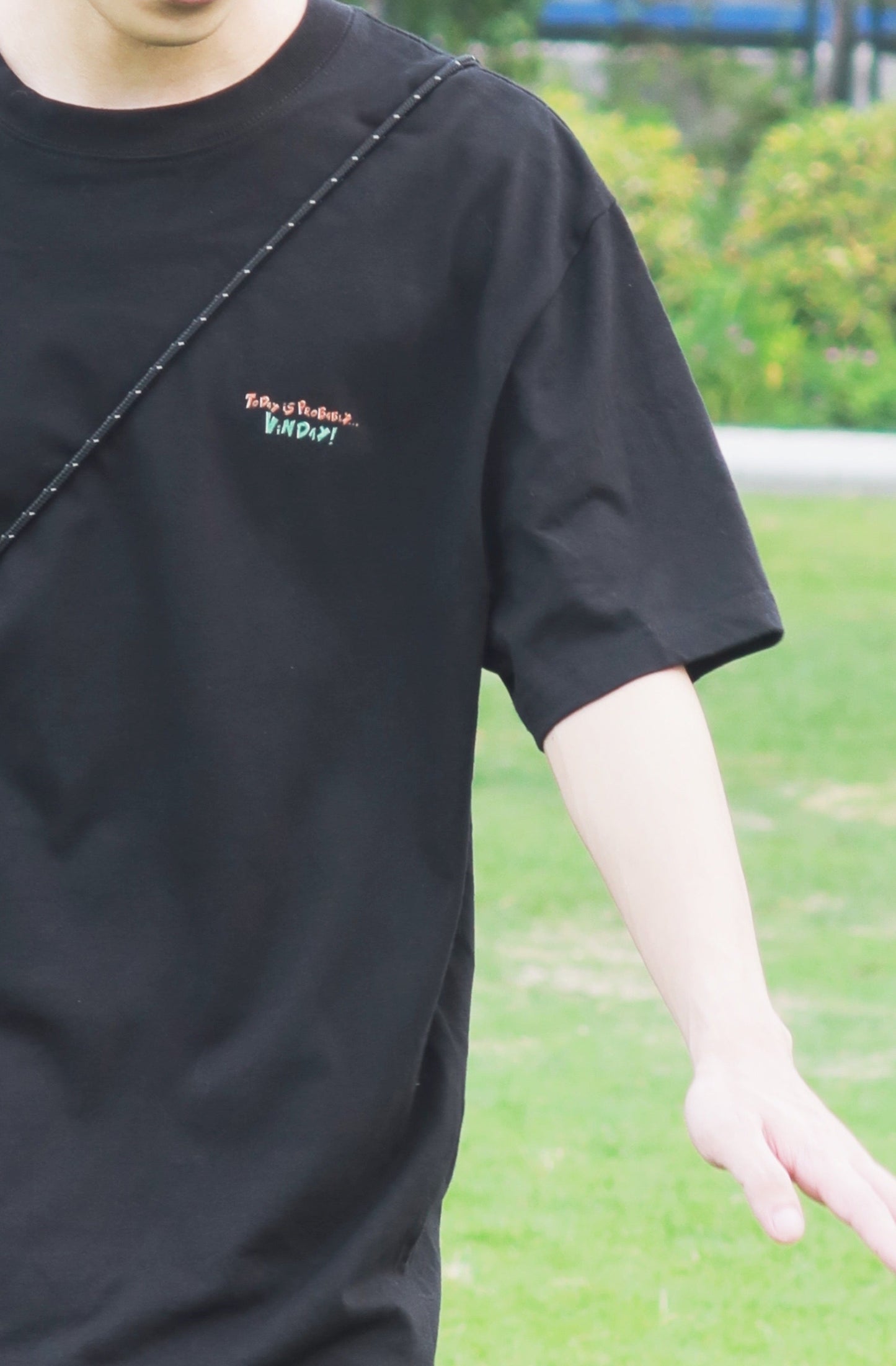 VINDAY 2022 S/S 手描き招き猫 Tee 黑色