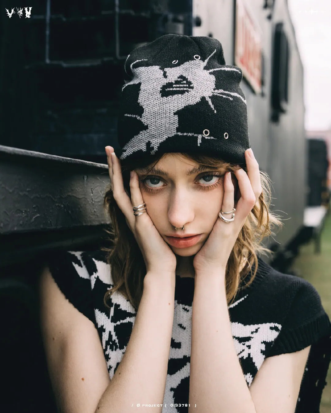 @parallax.tp 25 F/W “Thorns”beanie