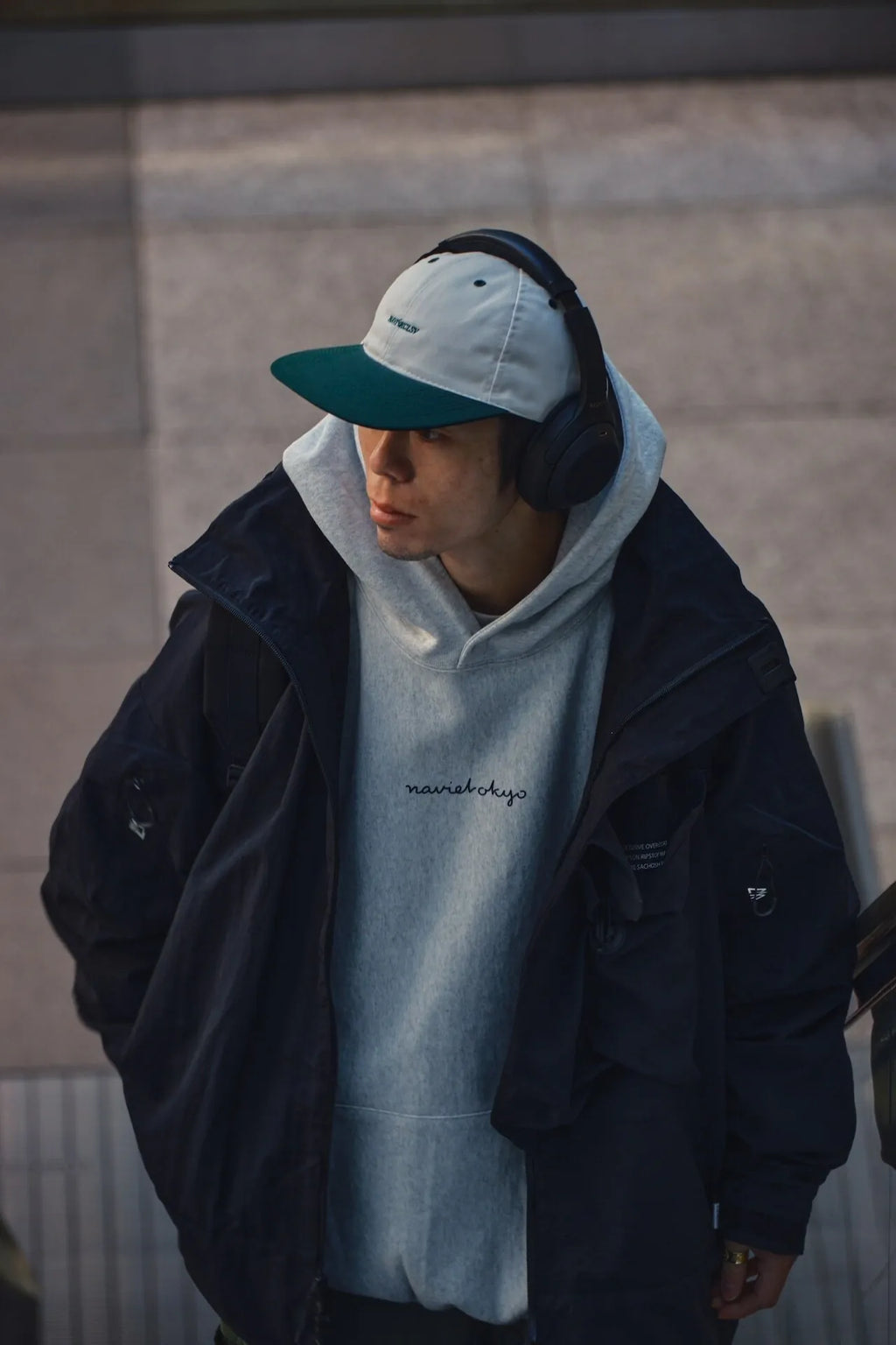 NAVIETOKYO Classic 1st Logo Hood