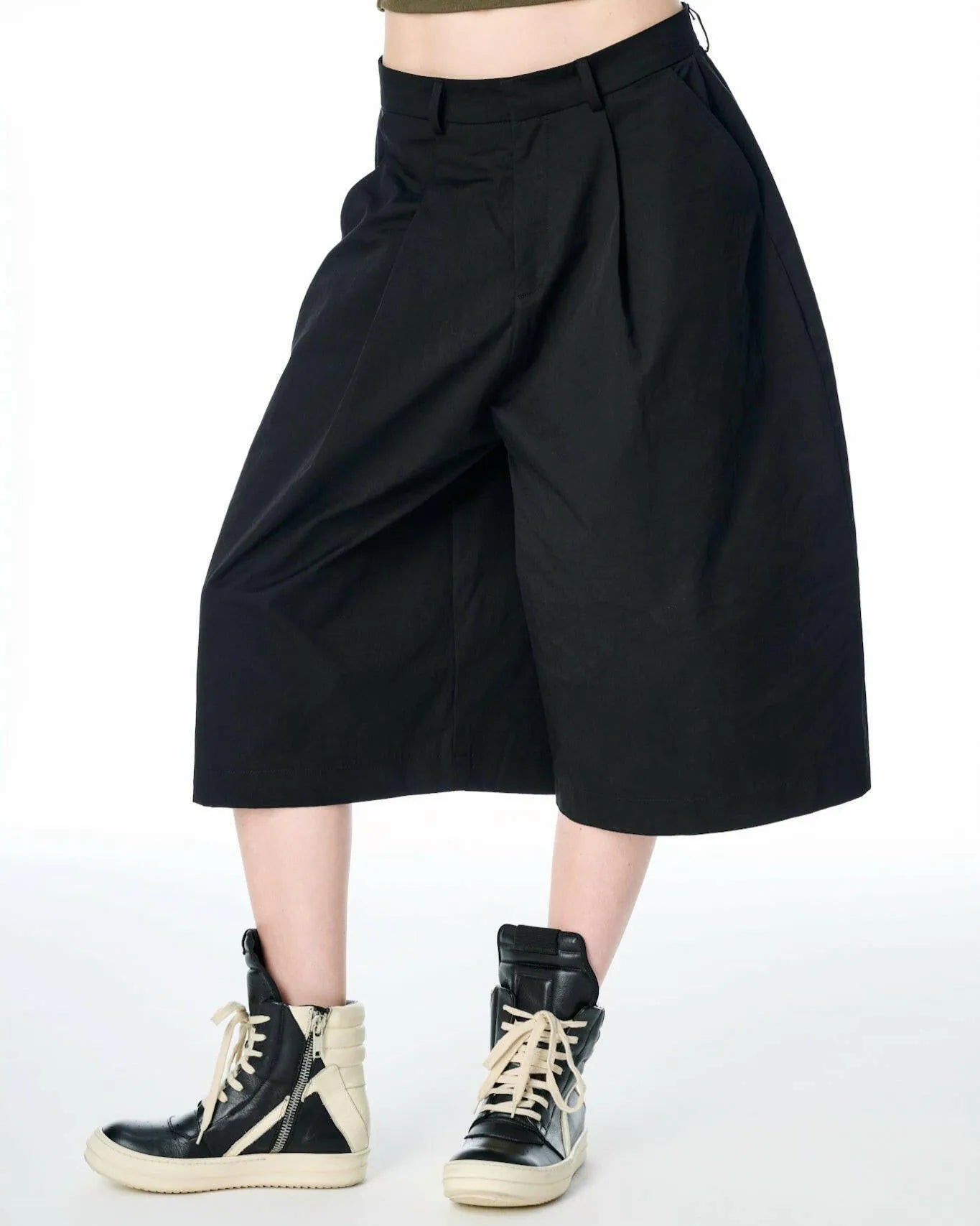 PUSH PUSH KHAKI SHORTS