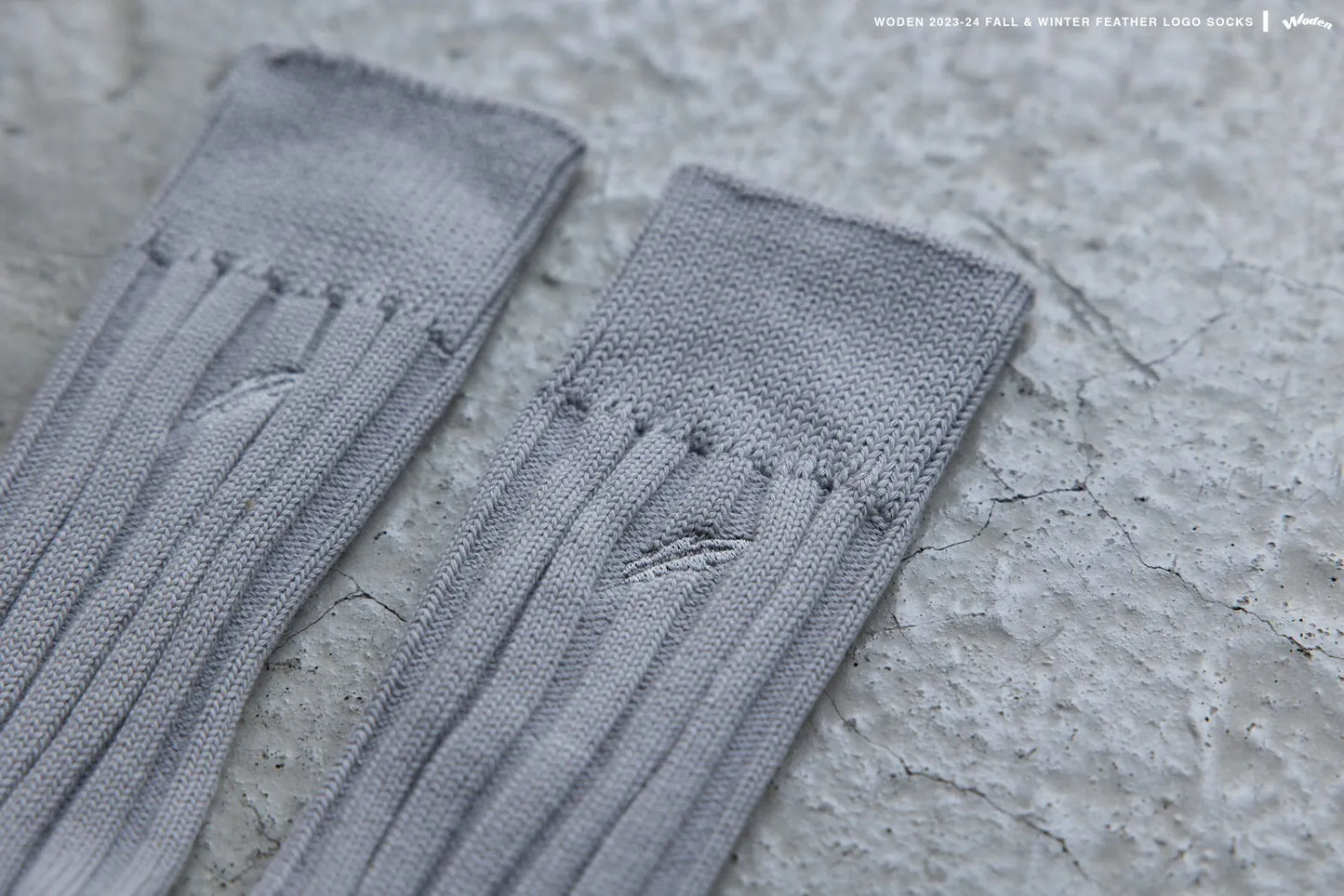 WODEN 2023 Autumn & Winter Feather LOGO Socks 灰色