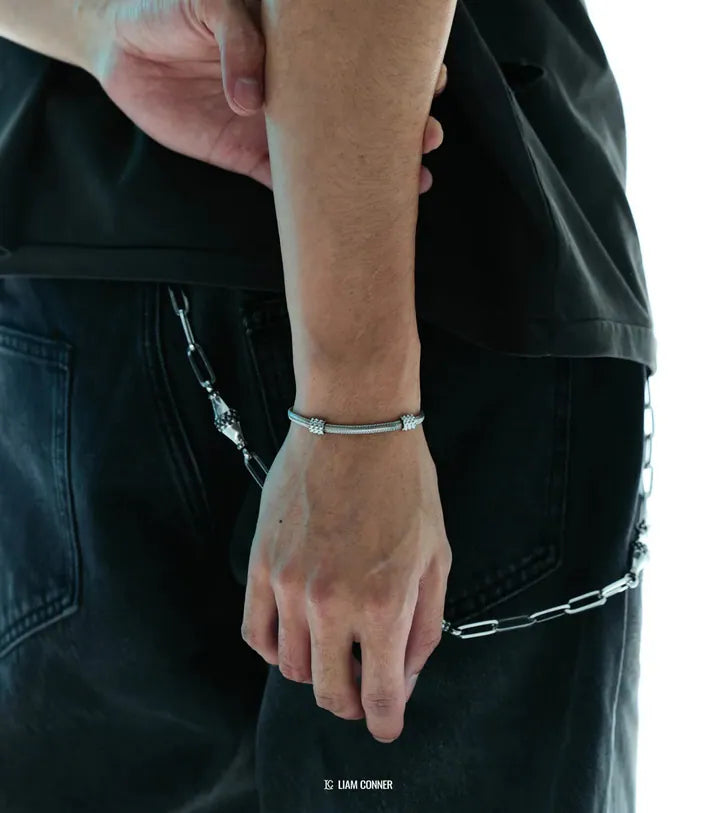 Liam Conner 立體鉚釘手鍊