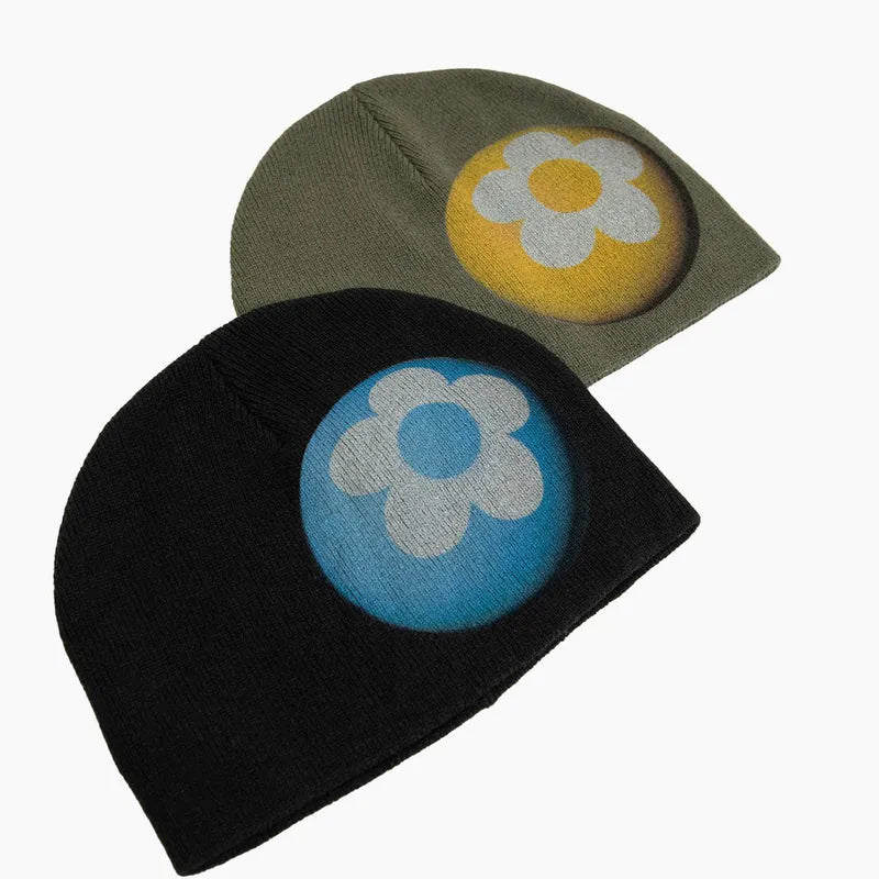 VANDY Flower Ball Beanie