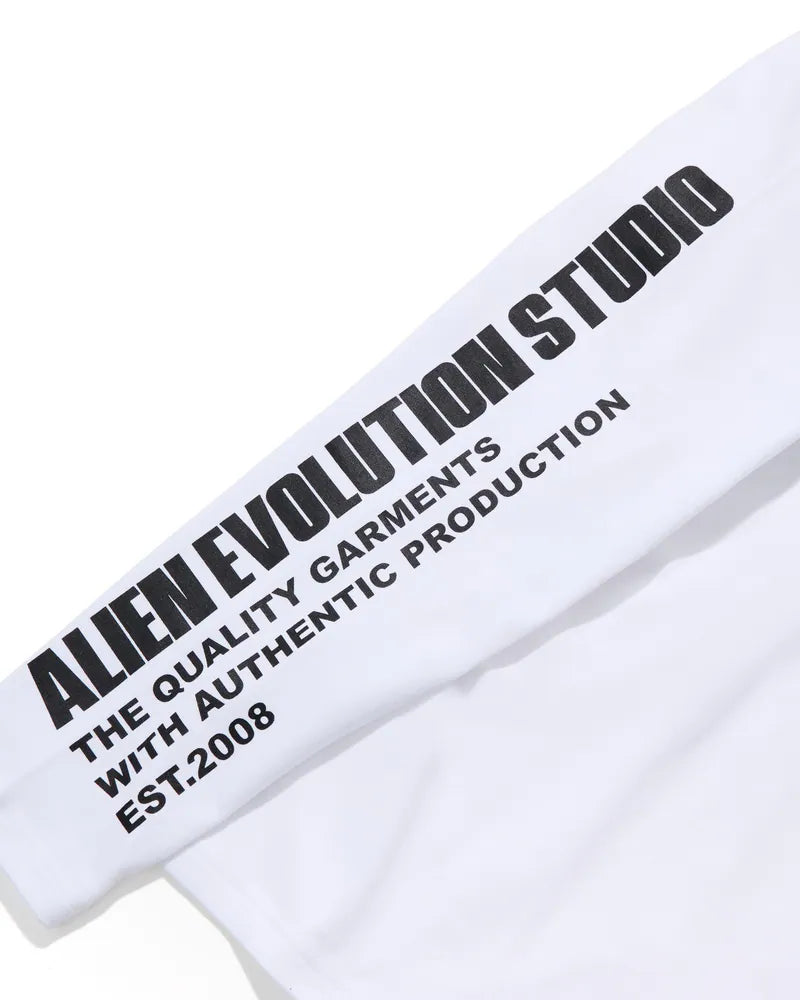 AES POCKET LONG-SLEEVE TEE