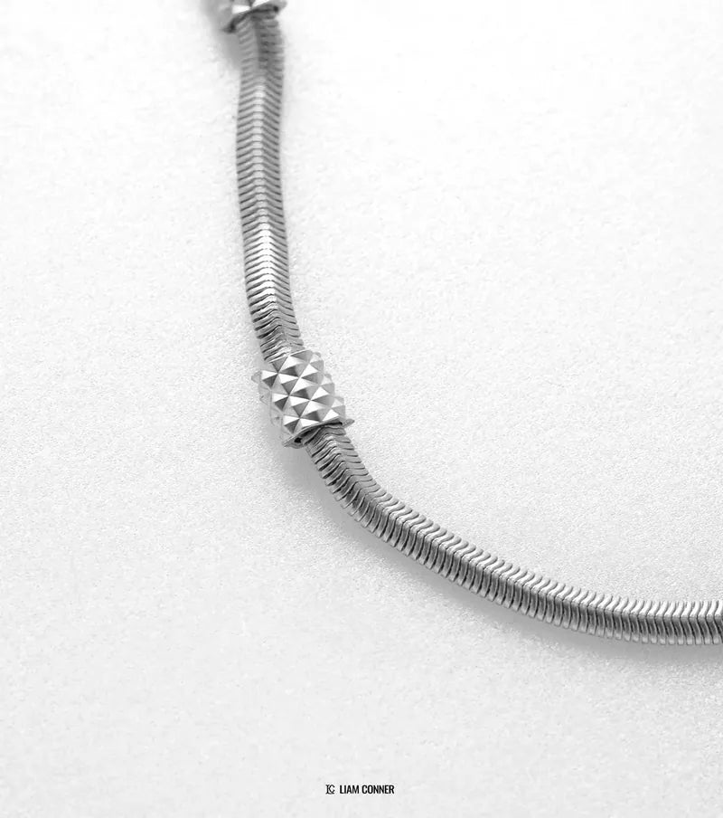 Liam Conner 立體鉚釘手鍊
