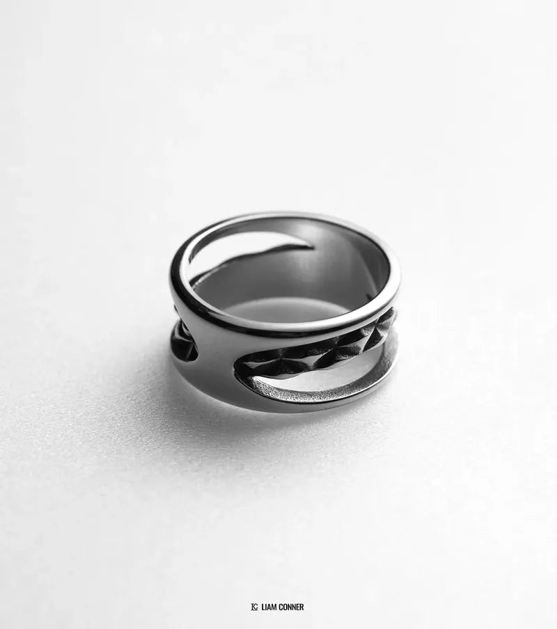 Liam Conner 立體鉚釘戒