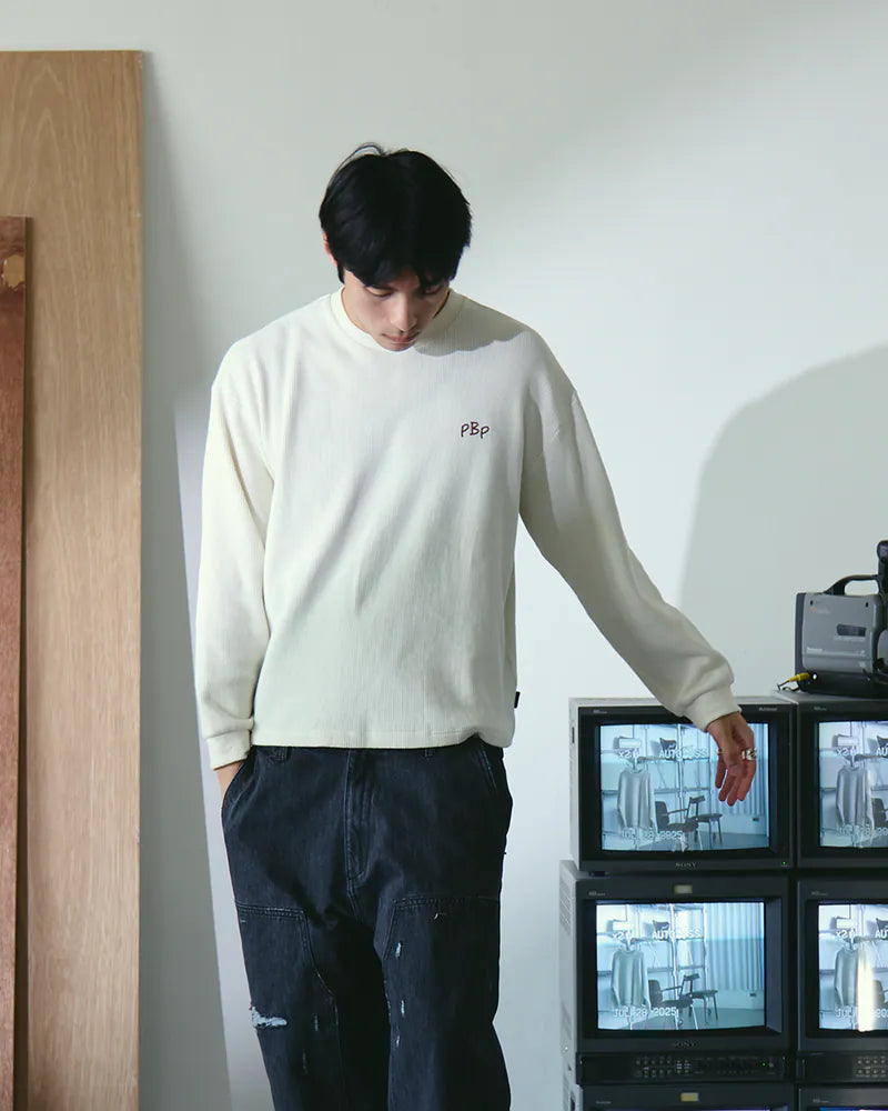 P.B.P - EMBROIDERY WAFFLE TEE - OFF WHITE