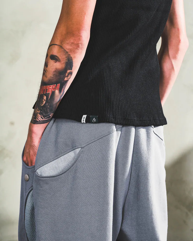 ARC TANK TOP - BLACK