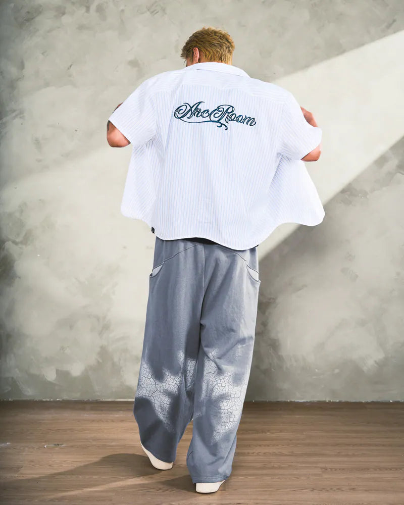ARC STRIPED CURSIVE SHIRT - WHITE