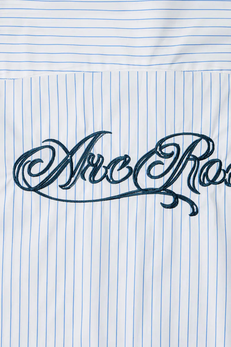 ARC STRIPED CURSIVE SHIRT - WHITE