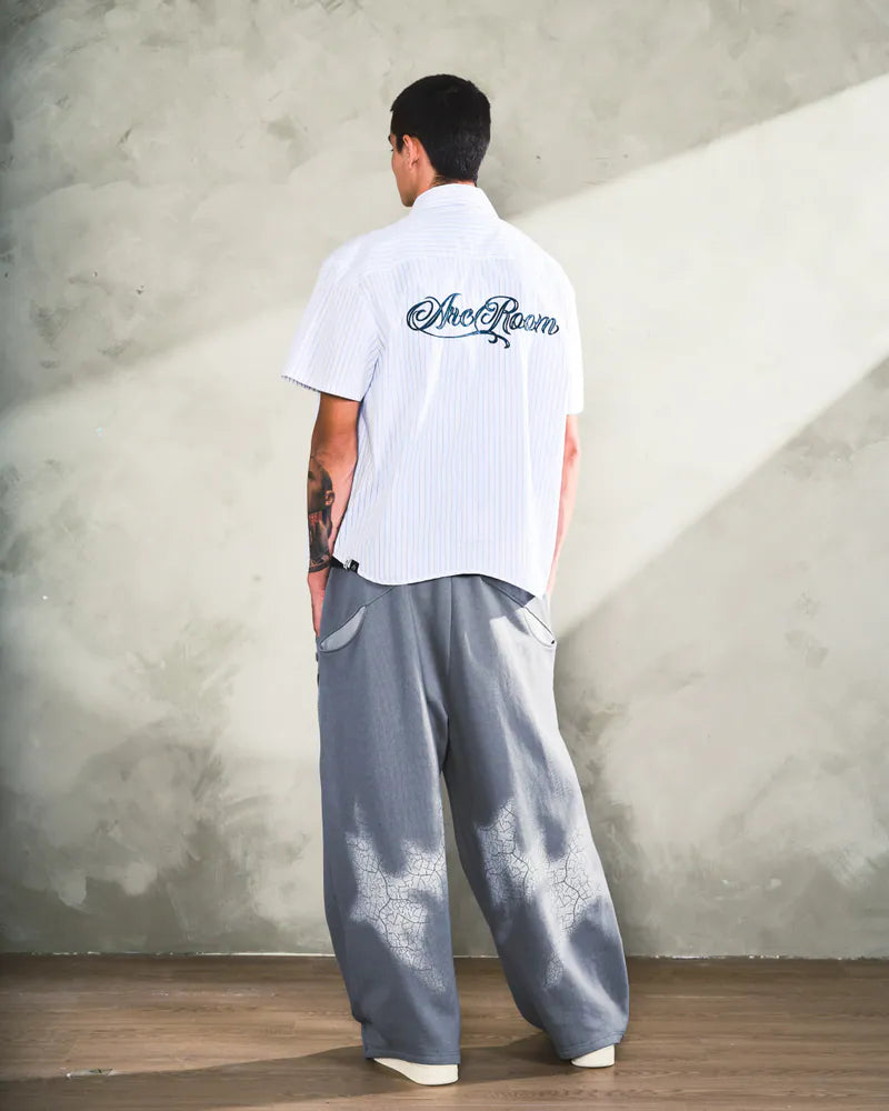 ARC STRIPED CURSIVE SHIRT - WHITE