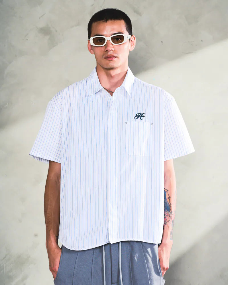 ARC STRIPED CURSIVE SHIRT - WHITE