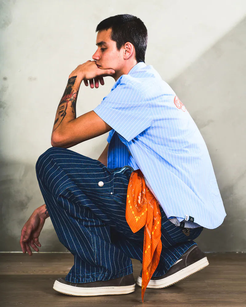 ARC STRIPED CURSIVE SHIRT - BLUE