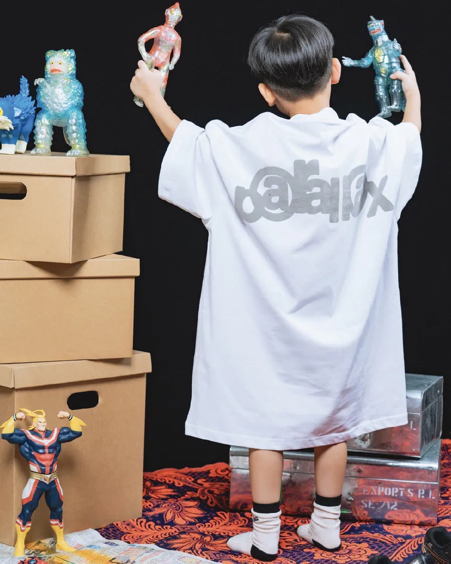 @parallax.tp 25 S/S “Wynwood” Tee