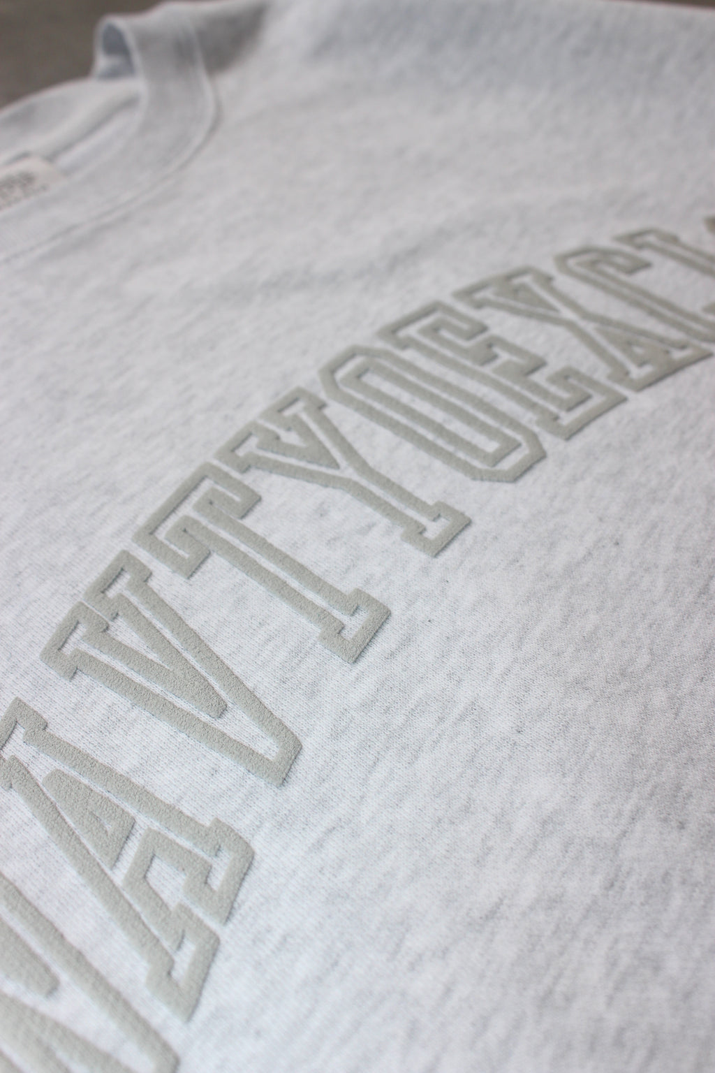 NAVIETOKYO Foam Arc logo Crew