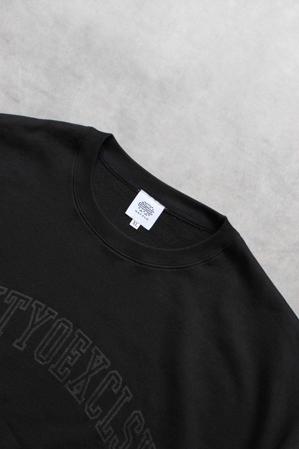 NAVIETOKYO Foam Arc logo Crew