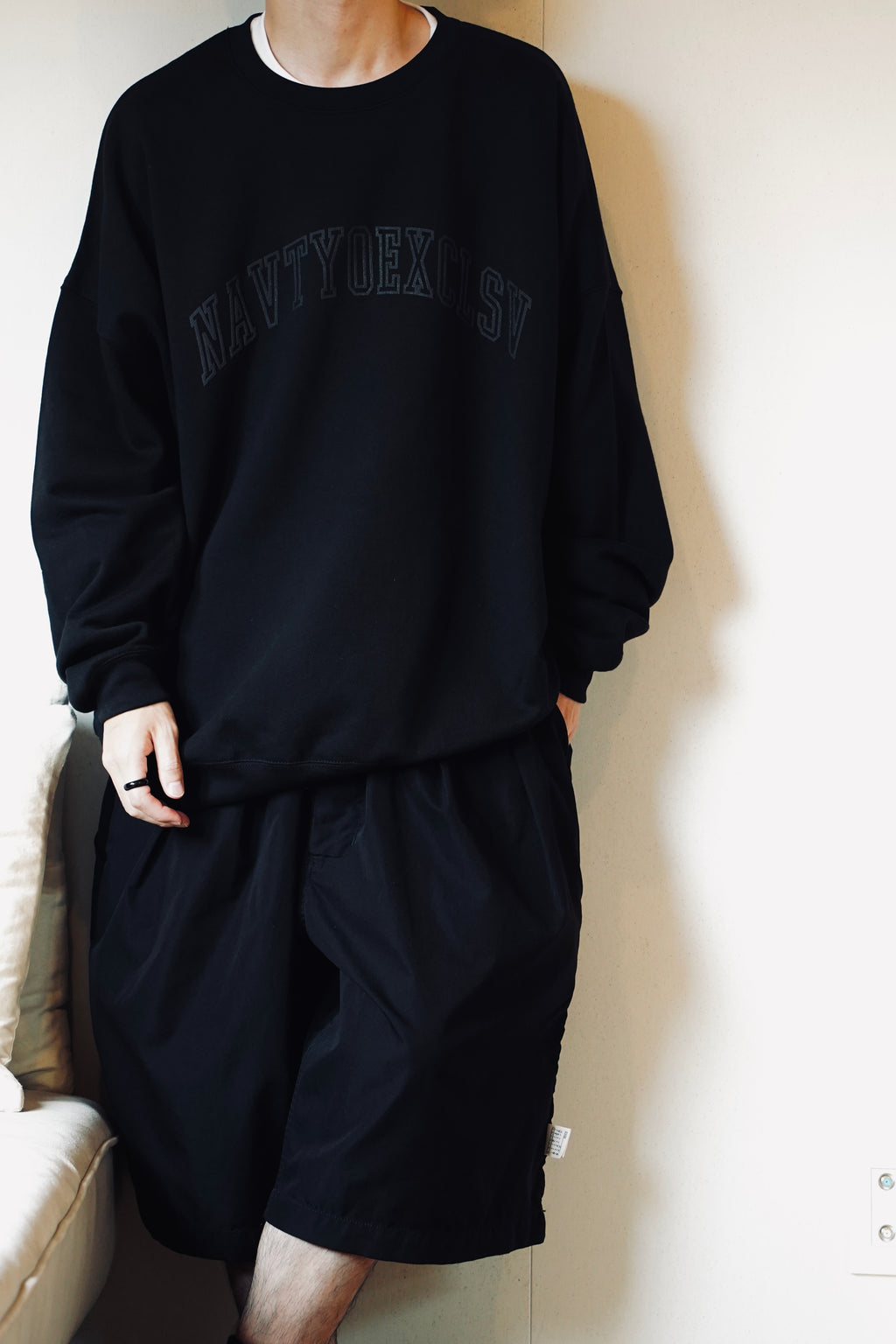 NAVIETOKYO Foam Arc logo Crew