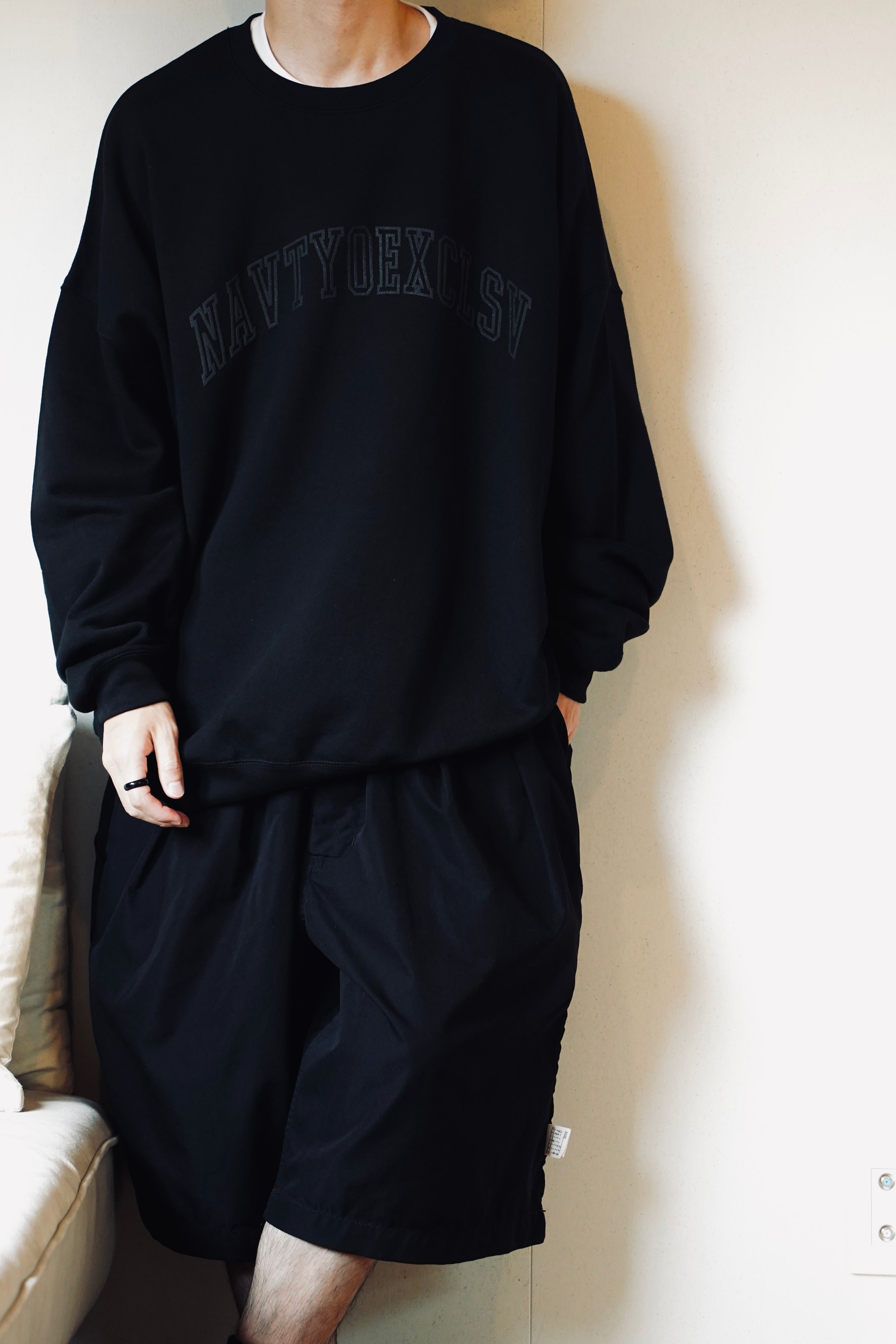 NAVIETOKYO Foam Arc logo Crew