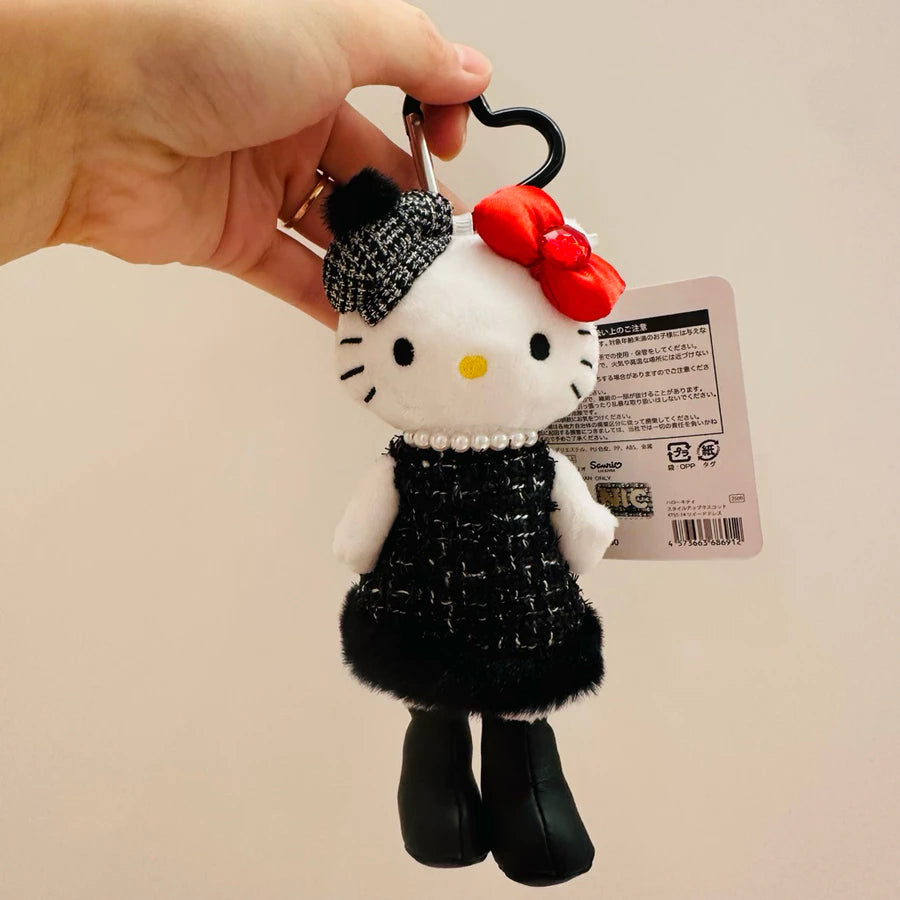 長腿hello kitty玩偶吊飾 毛呢格紋黑洋裝