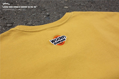 WODEN 2020 Spring & Summer TLC Pic Tee（芥末黃）